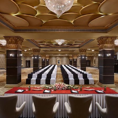 Galaxy Hotel & Spa Gurgaon Esterno foto