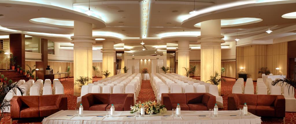 Galaxy Hotel & Spa Gurgaon Esterno foto
