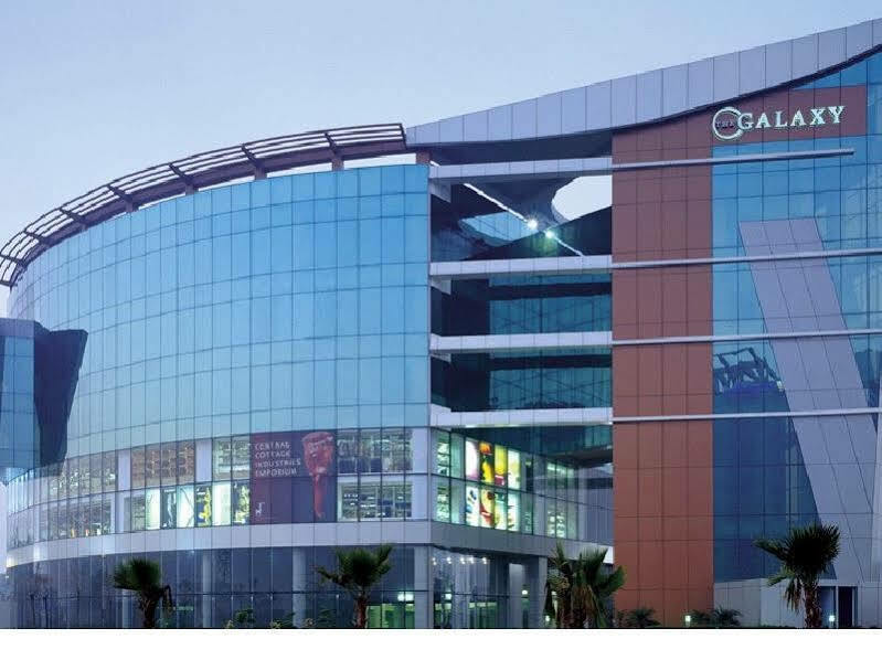 Galaxy Hotel & Spa Gurgaon Esterno foto