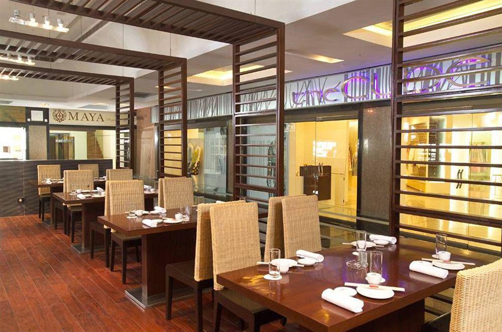 Galaxy Hotel & Spa Gurgaon Esterno foto